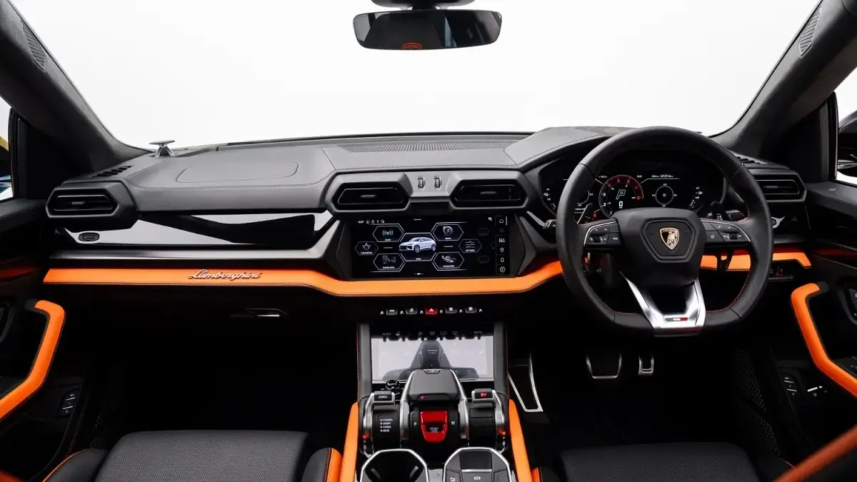 Used Lamborghini Urus 800 HP (588 kW) 2025 Black SUV