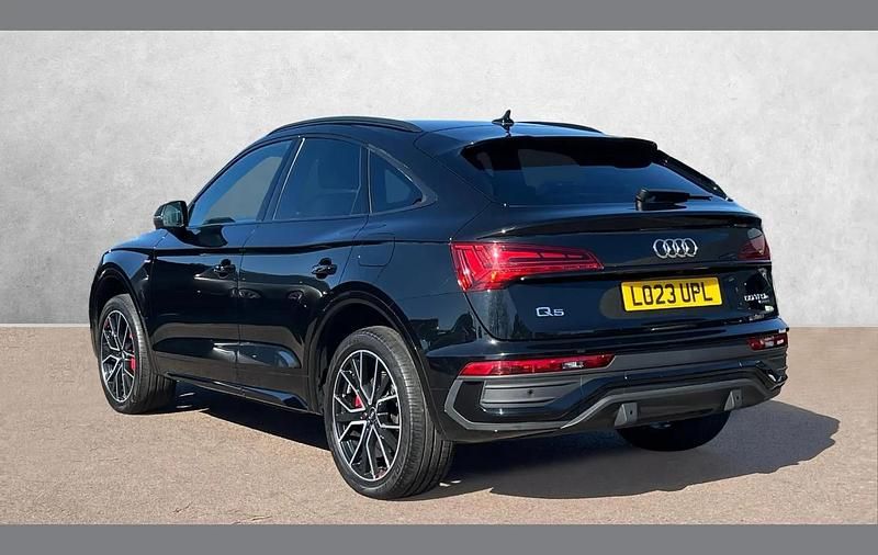 Used Audi Q5 Sportback Comfort 295 HP (216 kW) 2023 Black SUV