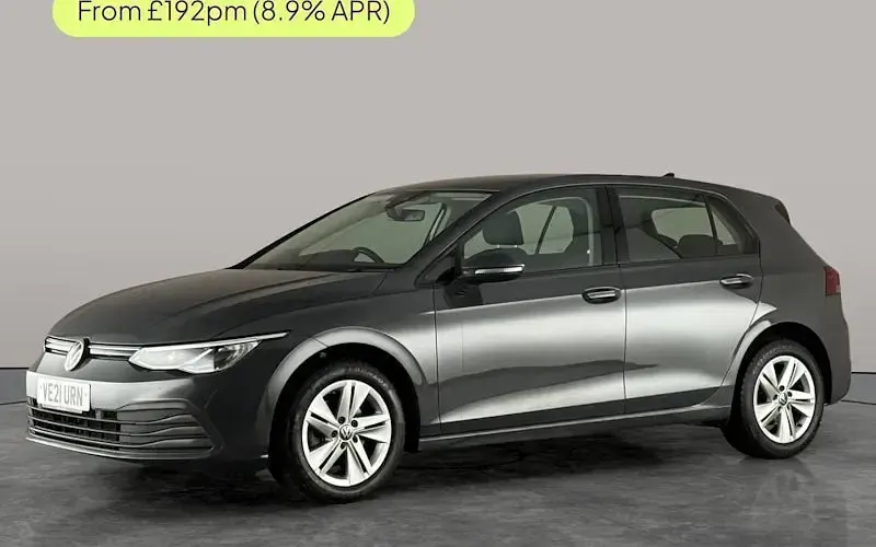 Used VW Golf VII Life 131 HP (96 kW) 2021 Hatchback