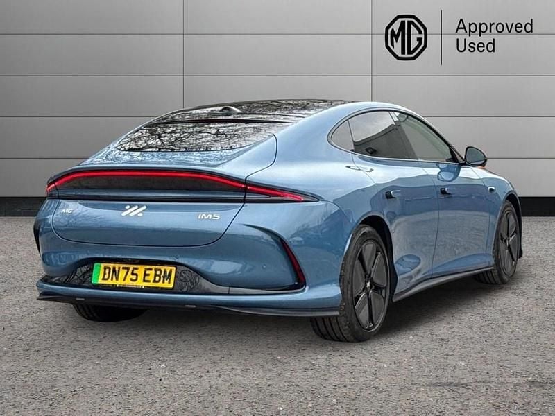 New MG IM5 100 kW (136 HP) 2025 Hatchback