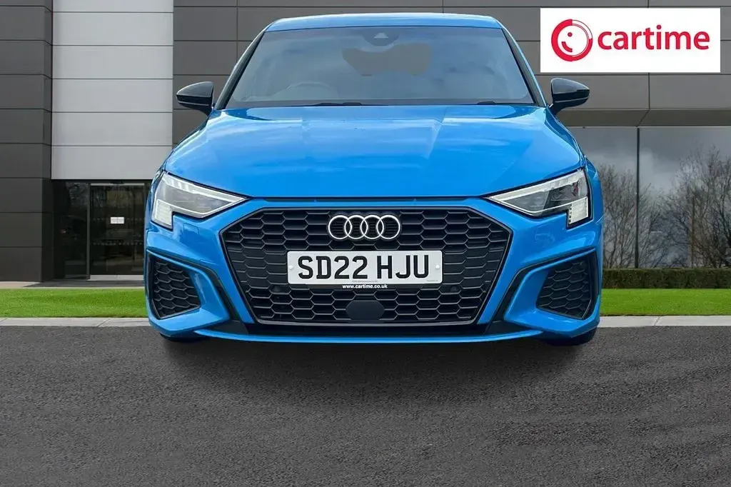 Used Audi A3 Sportback Comfort 150 HP (110 kW) 2022 Blue Hatchback