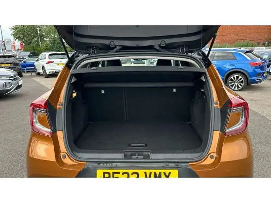 Used Renault Captur SE 90 HP (66 kW) 2022 Other SUV
