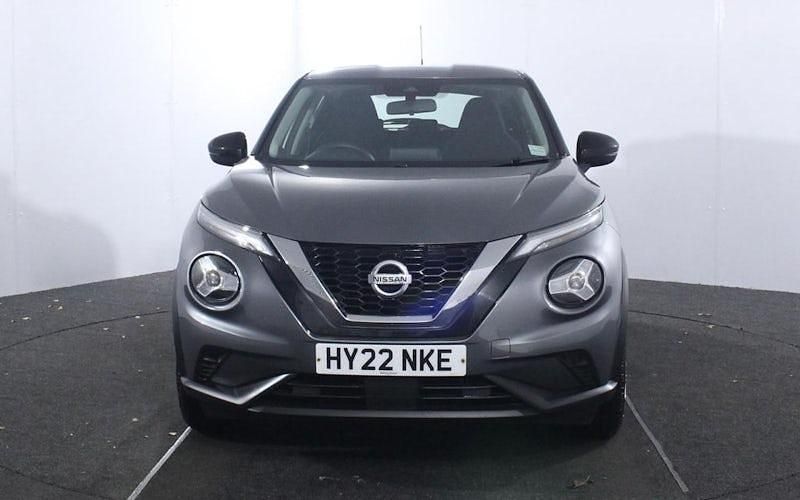 Used Nissan Juke Acenta 114 HP (83 kW) 2022 Grey SUV