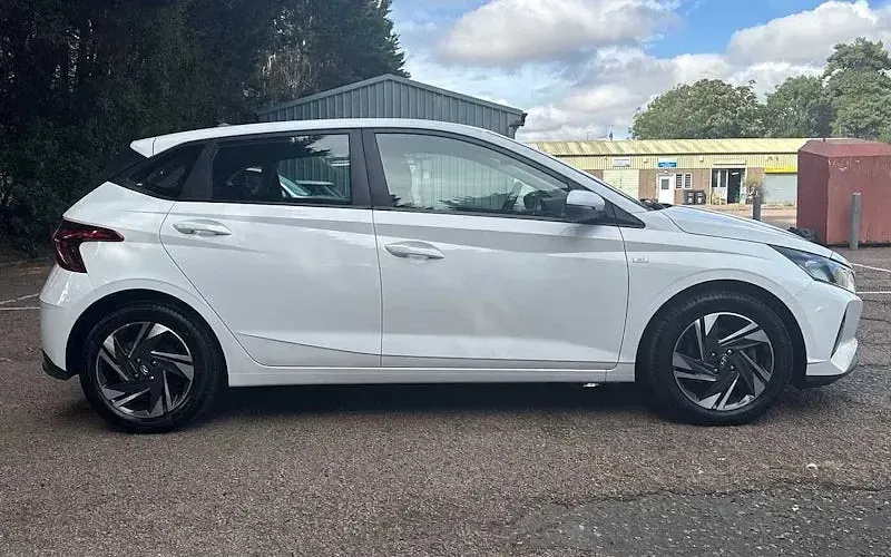 Used Hyundai i20 SE 101 HP (74 kW) 2023 Hatchback