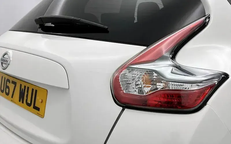 Used Nissan Juke N-Connecta 116 HP (85 kW) 2017 White SUV