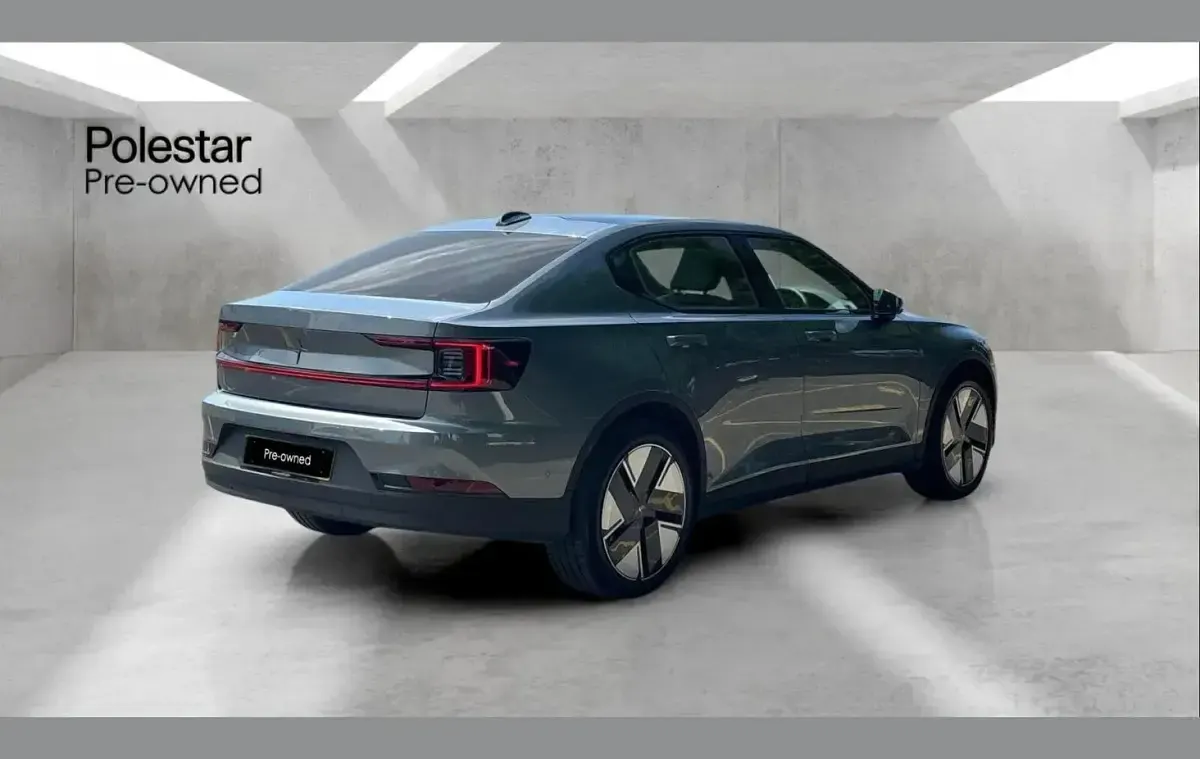 Novo Polestar 2 Long Range Single Motor 216 kW (295 HP) 2026 Cinzento Citadino