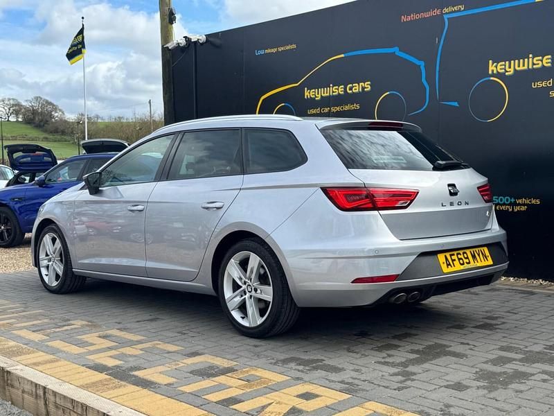 Used Seat Leon FR 2019 Silver Estate