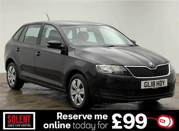 Black Used 2018 Skoda Rapid Estate | £5,990 (Fair price) - Image 1/3