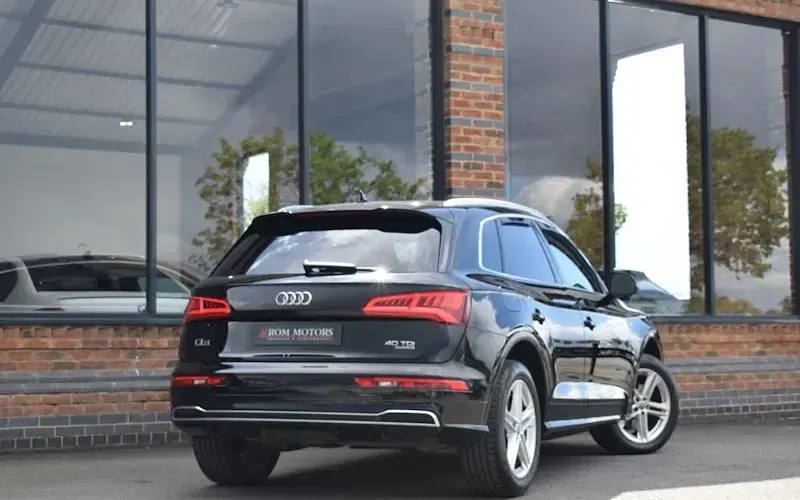 Used Audi Q5 S-Line 190 HP (139 kW) 2020 SUV
