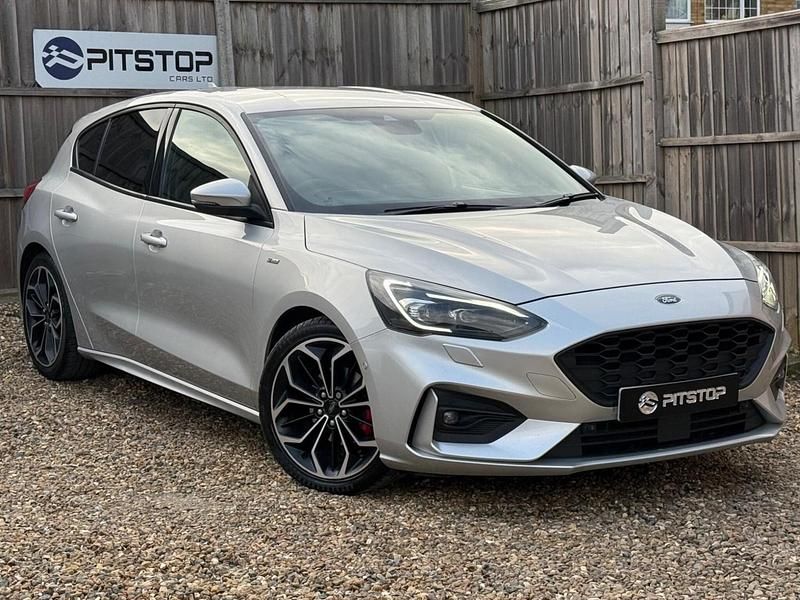 Used Ford Focus ST-Line X 182 HP (133 kW) 2019 Silver Hatchback