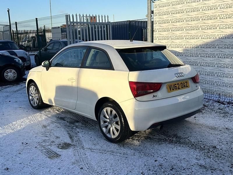 Used Audi A1 Sport 105 HP (77 kW) 2012 White Hatchback