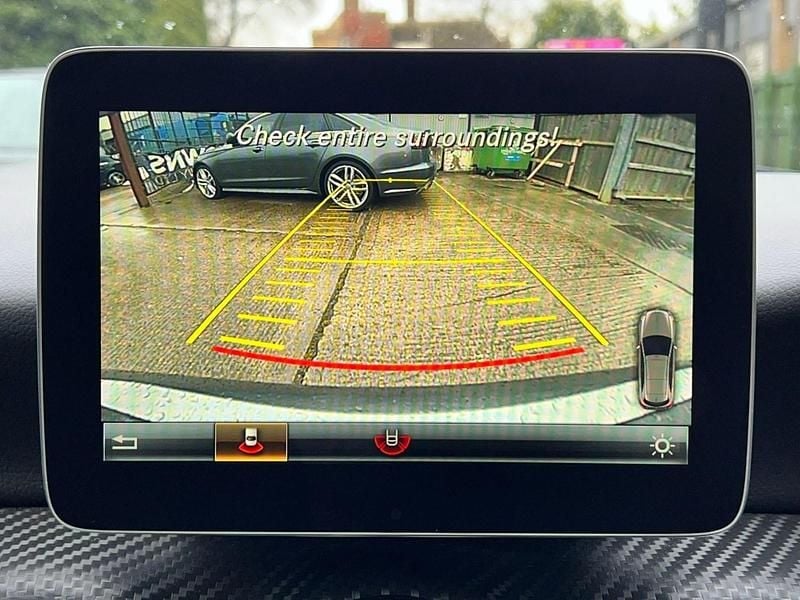 Image 2/4