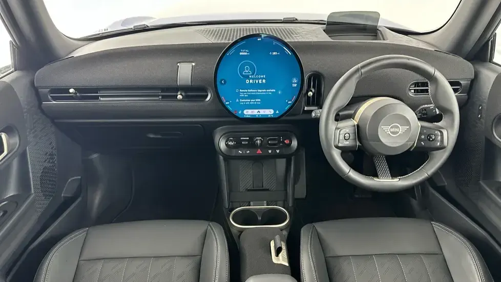 Used Mini Cooper Hatch 113 kW (154 HP) 2026 Blue Hatchback