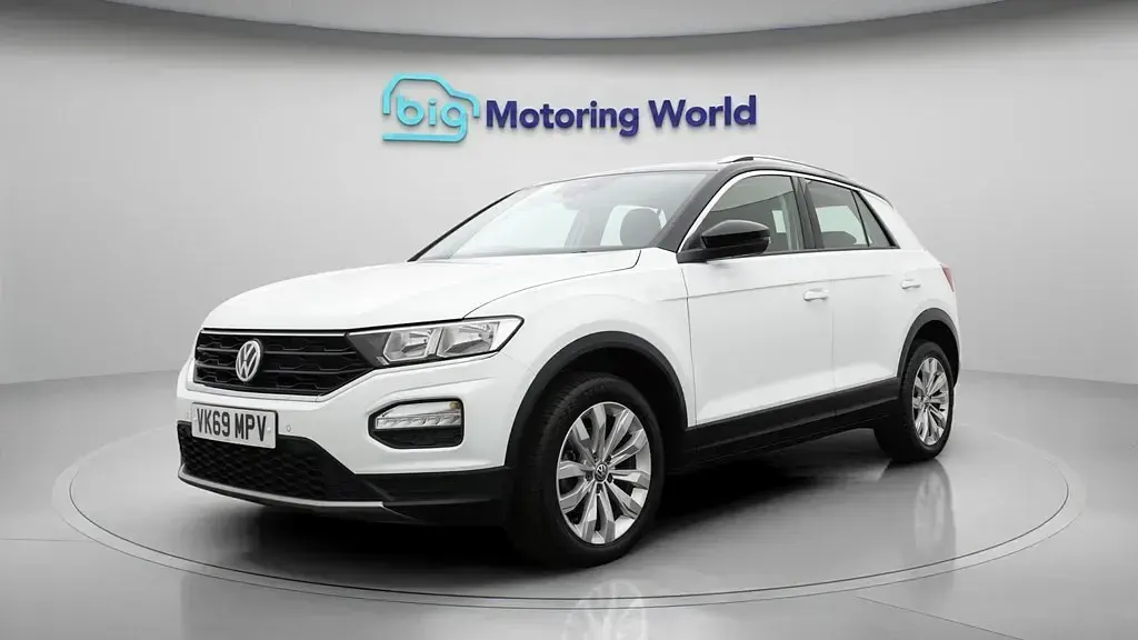 Used VW T-Roc SE 116 HP (85 kW) 2019 White SUV