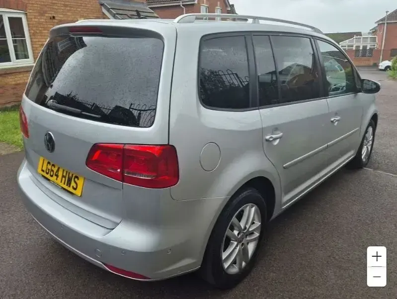 Used VW Touran SE 105 HP (77 kW) 2014 Silver MPV