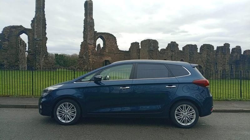 Used Kia Carens 139 HP (102 kW) 2018 Blue MPV