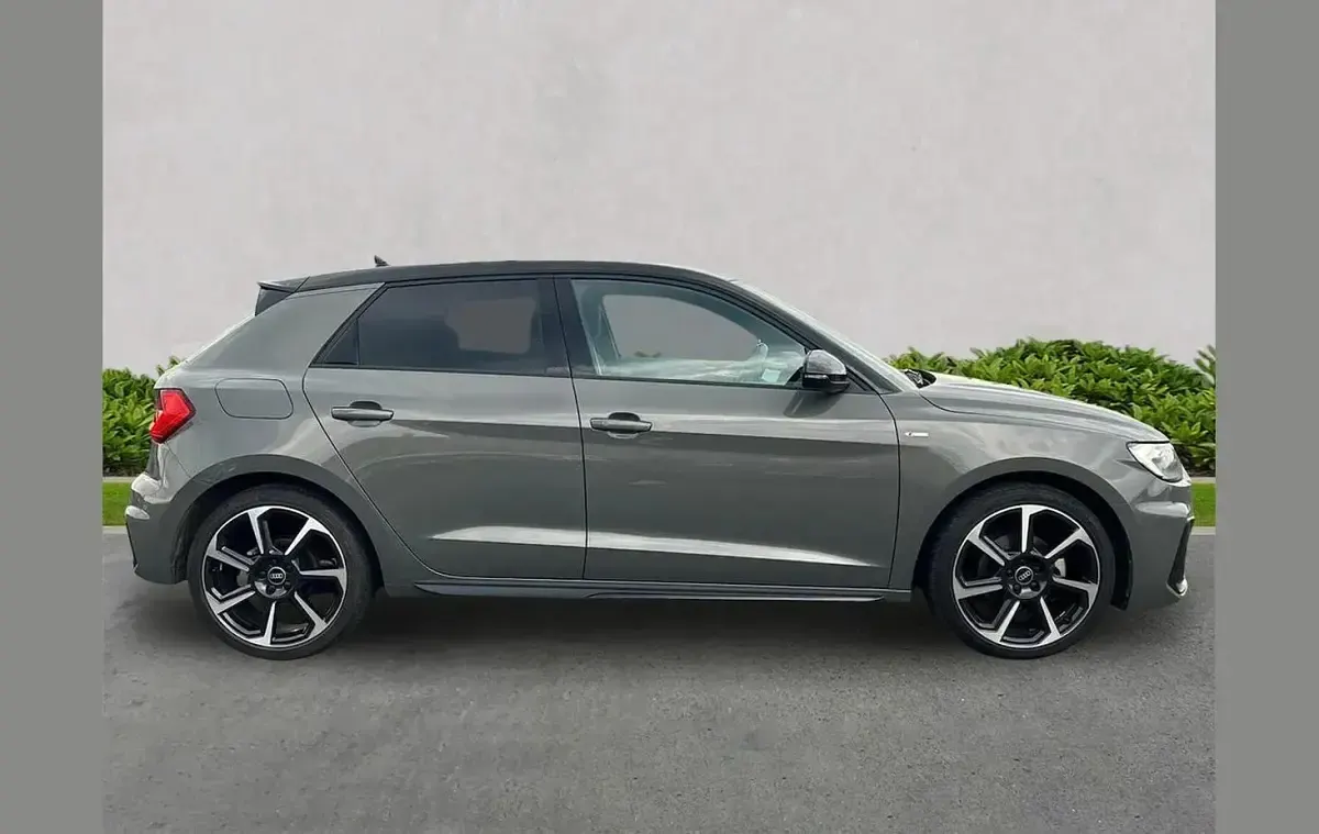 Used Audi A1 Black Edition 108 HP (79 kW) 2022 Grey SUV