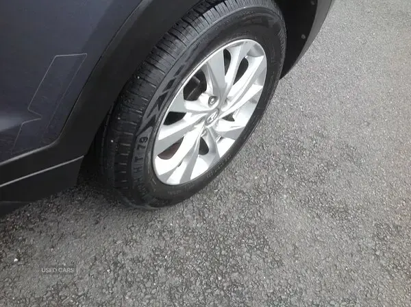 Used Hyundai Tucson SE 132 HP (97 kW) 2019 Grey SUV