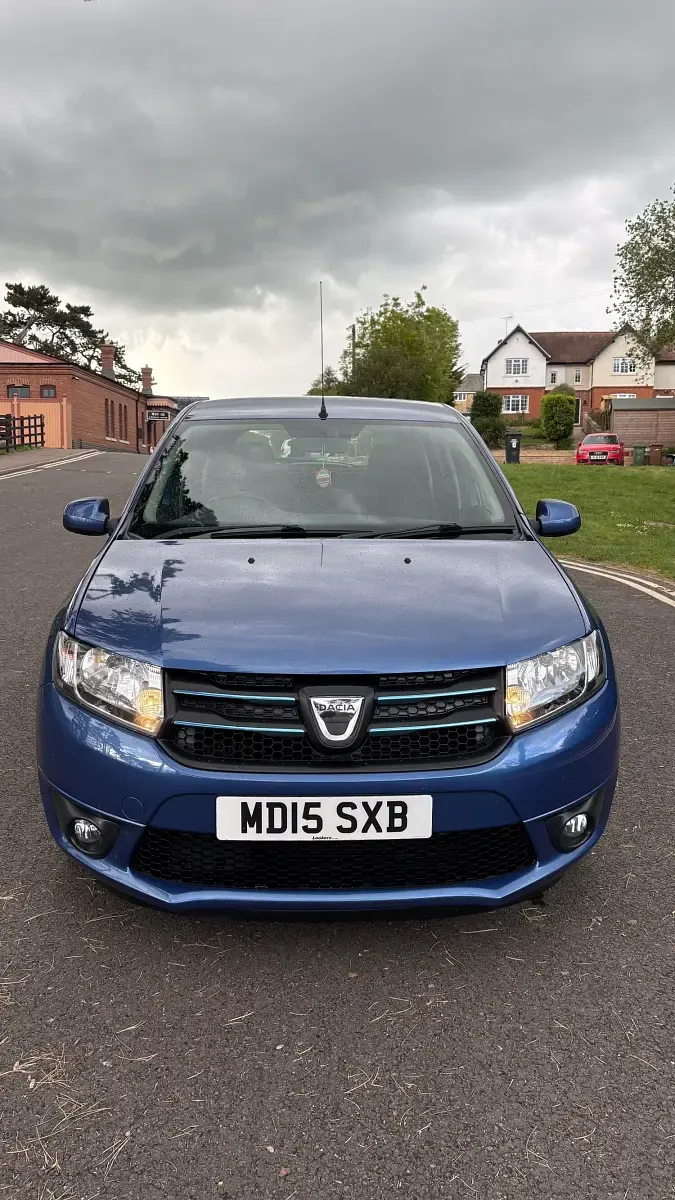 Used Dacia Sandero Lauréate 2015 Blue Hatchback