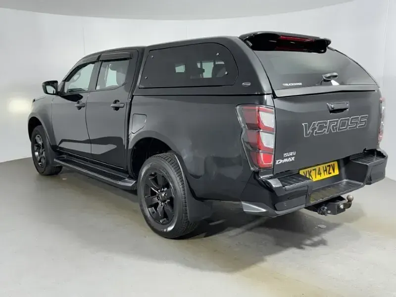 Used Isuzu D-Max 2024 Black Pickup