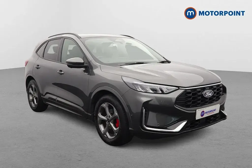 Usado Ford Kuga ST-Line 183 HP (134 kW) 2025 SUV