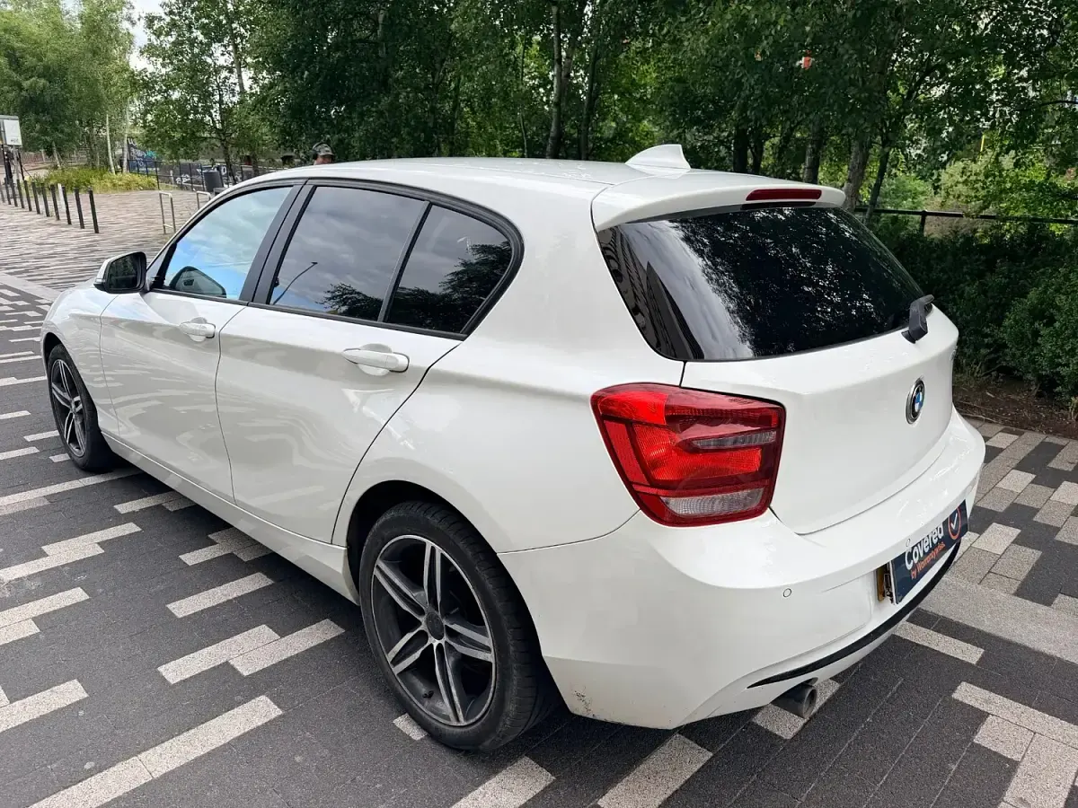 Used BMW 116 Sport Line 2014 White Hatchback