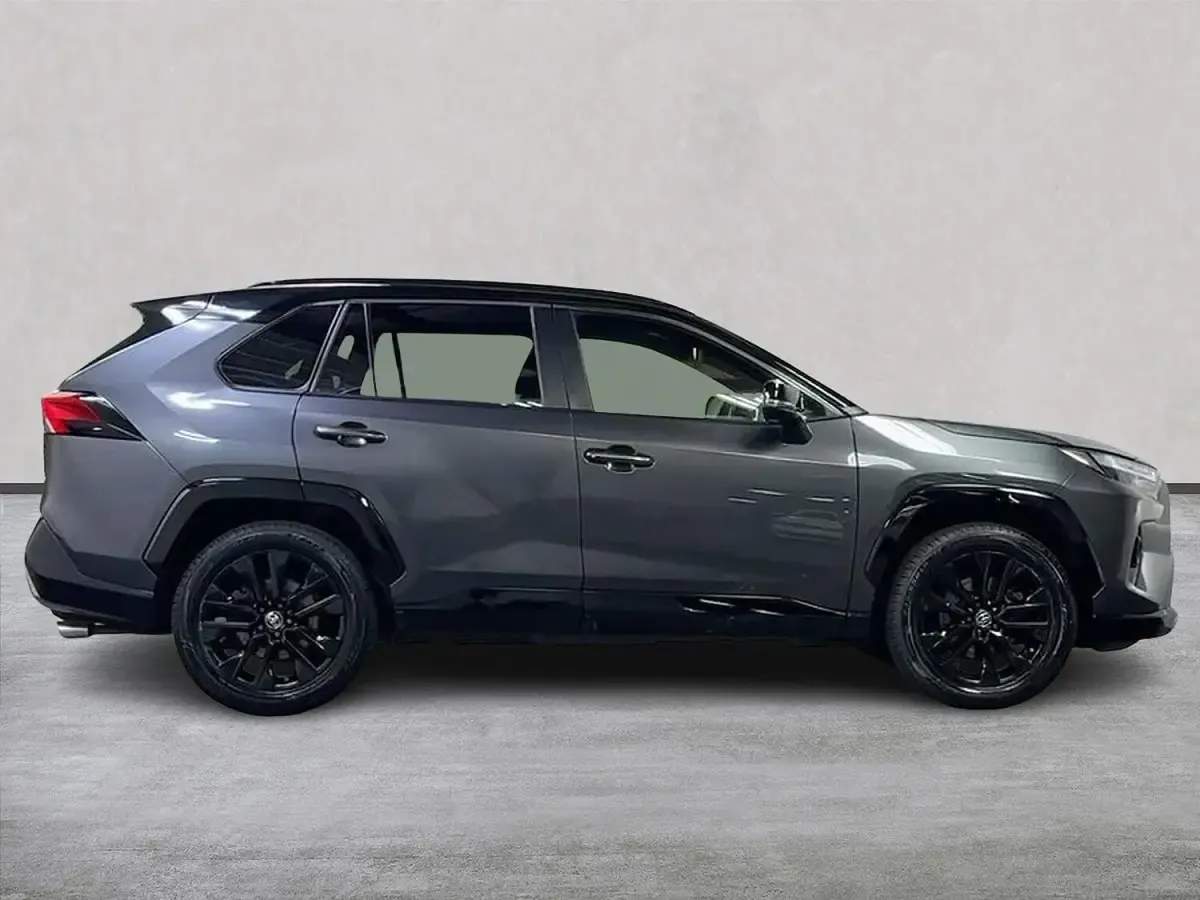 Used Toyota RAV4 218 HP (160 kW) 2022 Grey SUV