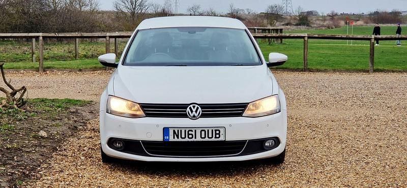 Used VW Jetta Sportline 140 HP (102 kW) 2012 White Sedan