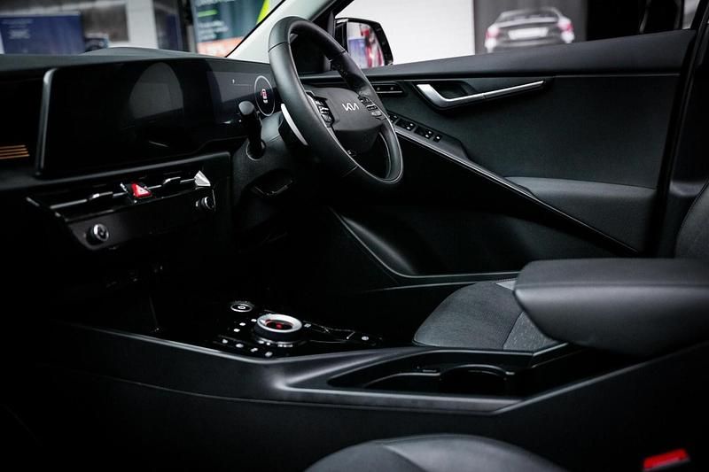 Used Kia Niro 150 kW (204 HP) 2023 Black SUV