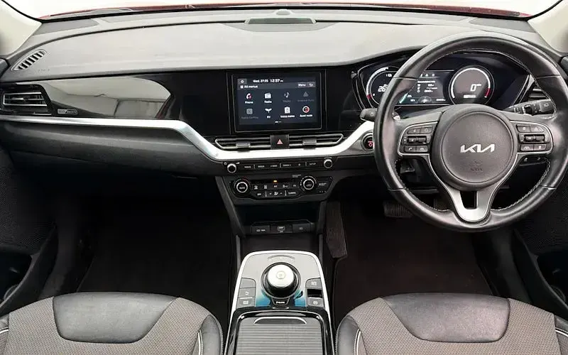 Used Kia e-Niro 150 kW (204 HP) 2021 Red SUV