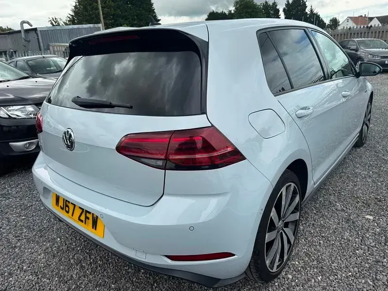 Used VW Golf VII Advance 204 HP (150 kW) 2017 Silver