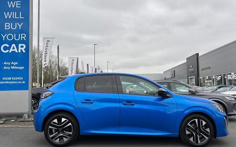 Used Peugeot 208 Allure 101 HP (74 kW) 2025 Hatchback