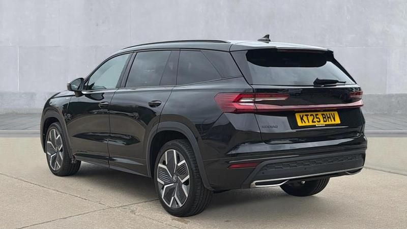 Used Skoda Kodiaq SportLine 193 HP (141 kW) 2025 Black magic pearl effect SUV