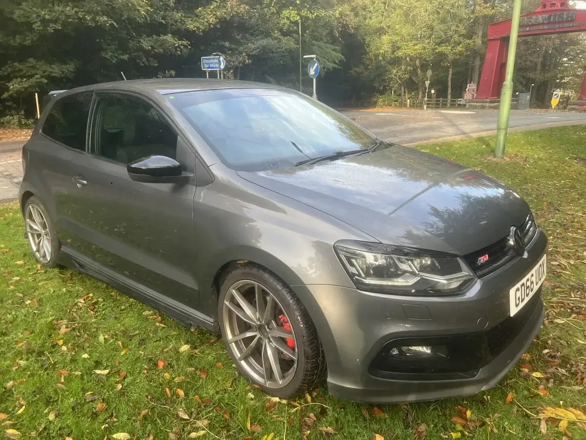 Used VW Polo R-line 110 HP (80 kW) 2017 Grey Hatchback