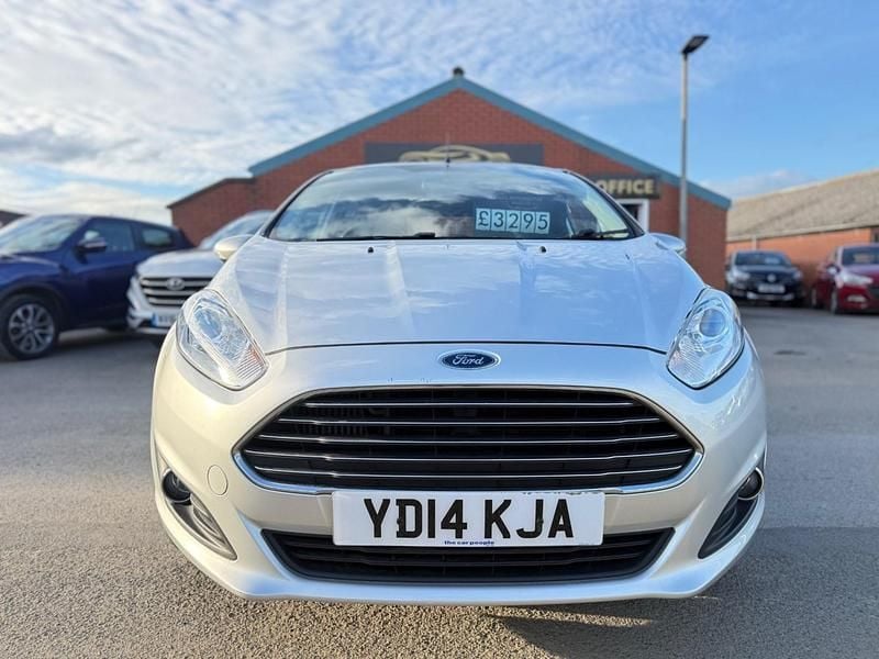Used Ford Fiesta Zetec 2014 Silver Hatchback