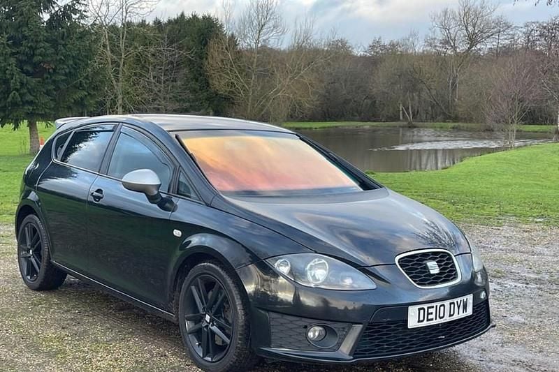 Used 2010 Seat Leon FR | £2,995 (Good price) - Image 1/1