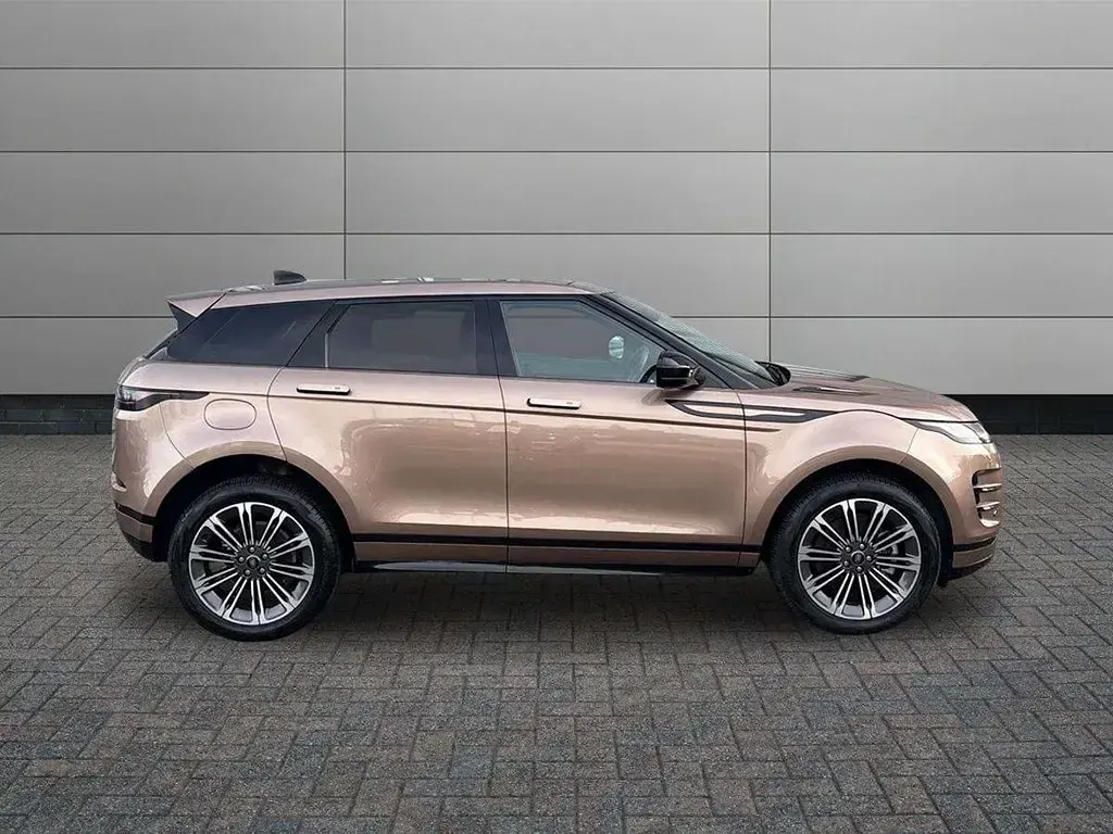 Used Land Rover Range Rover evoque HSE Dynamic 200 HP (147 kW) 2024 Other SUV