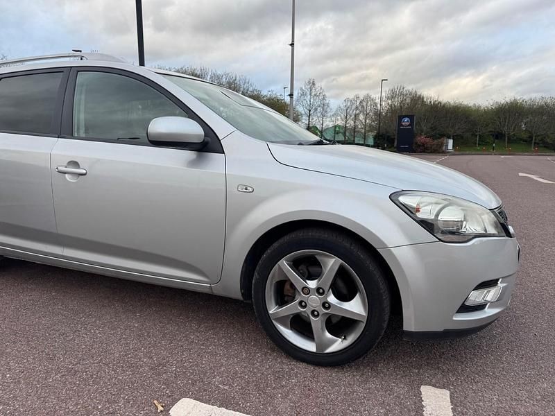 Used Kia Ceed 2012 Silver Hatchback