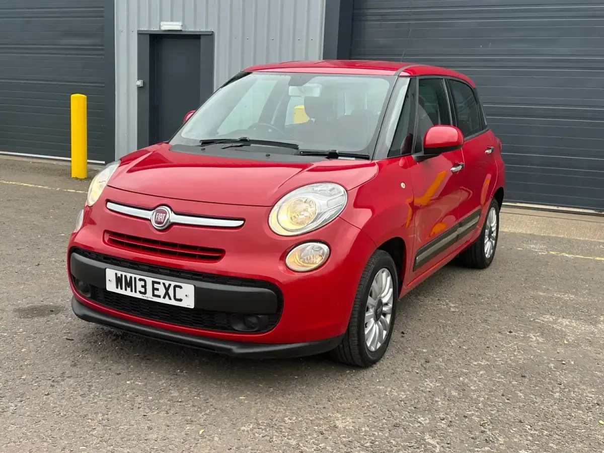 Gebraucht Fiat 500L Pop Star 85 PS (62 kW) 2013 Rot Van / Kleinbus