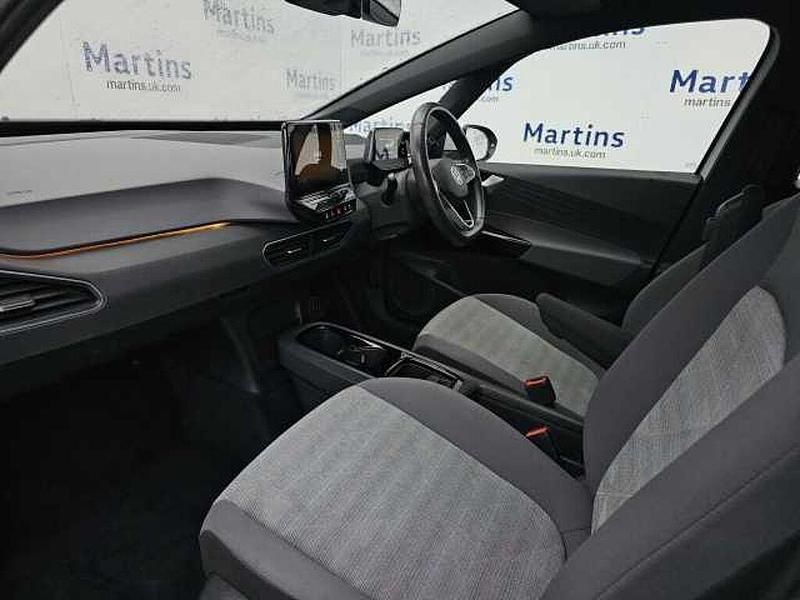 Used VW ID.3 Pure 110 kW (150 HP) 2021 White Hatchback