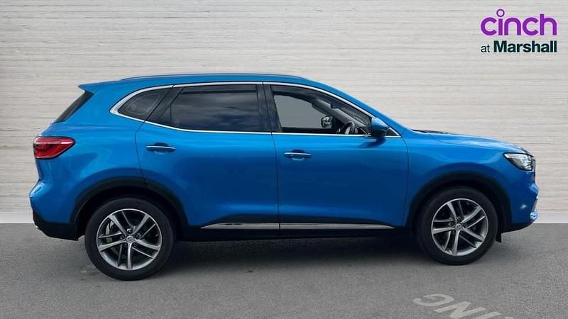 Second-hand MG HS Exclusive 162 CP (119 kW) 2021 Albastru SUV