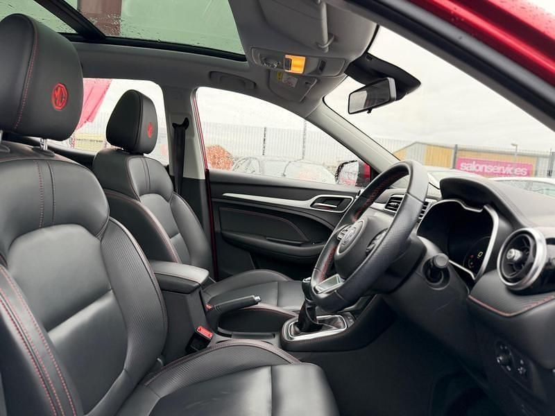 Used MG ZS Exclusive 2022 Red Hatchback