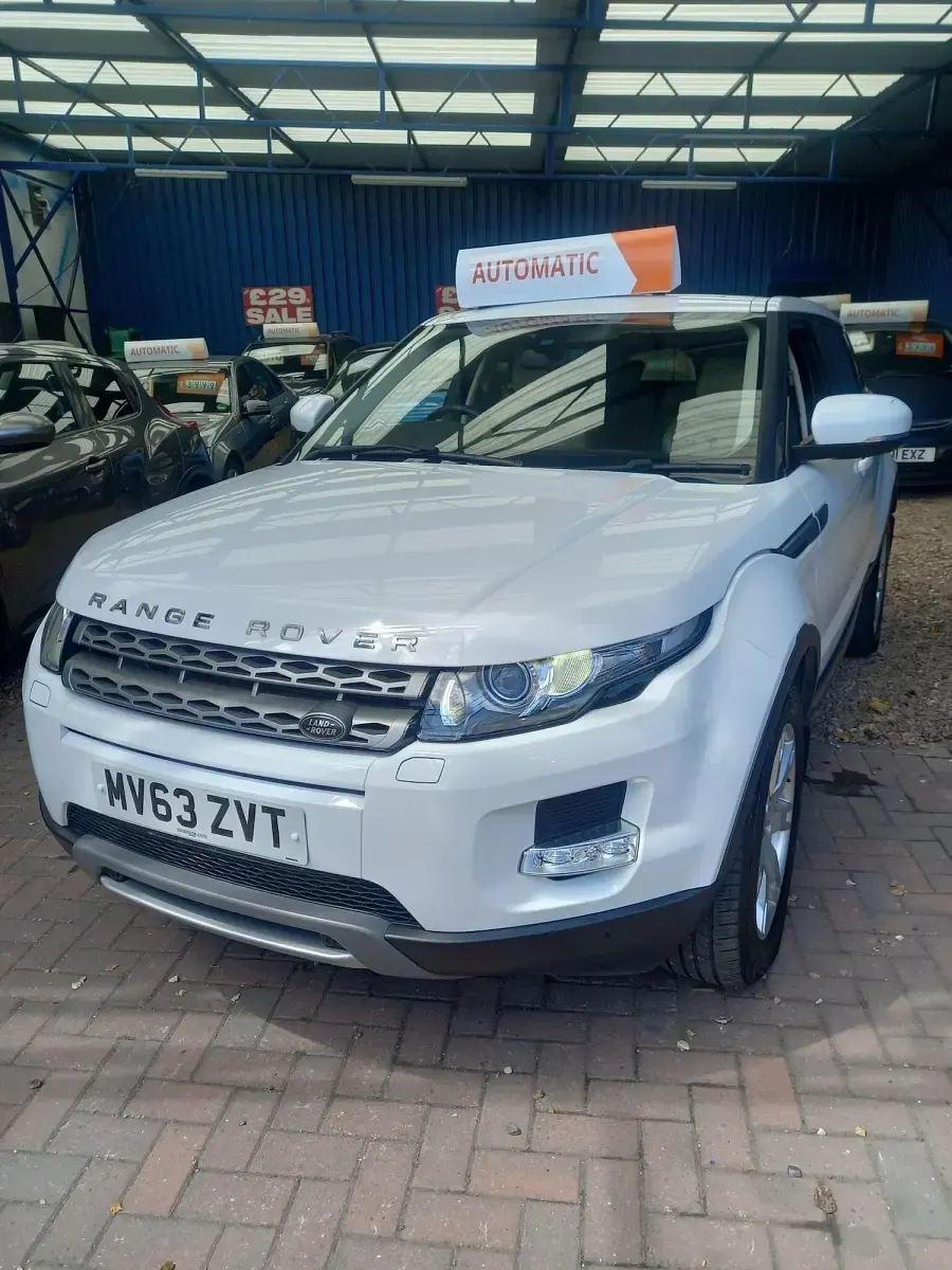 Used Land Rover Range Rover evoque Pure 190 HP (139 kW) 2013 White SUV