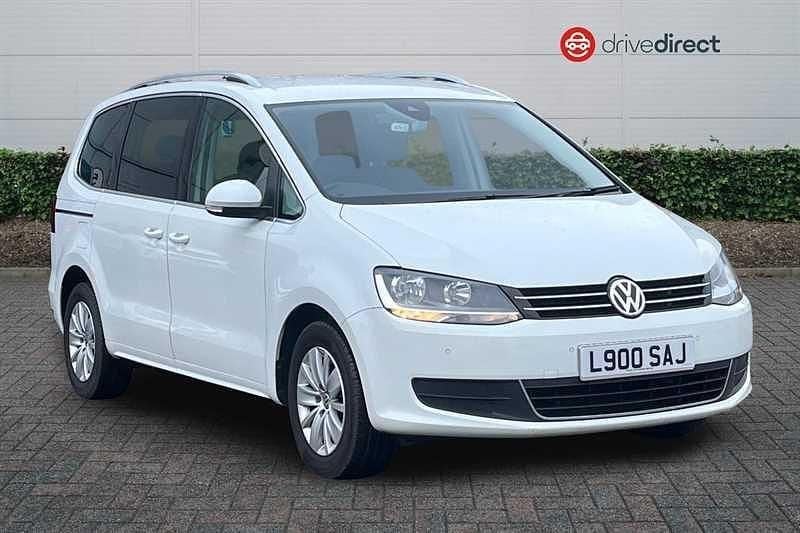 White Used 2020 VW Sharan SE MPV | £19,785 (Fair price) - Image 1/4