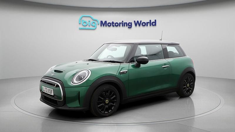 Used Mini Cooper SE Hatch 133 kW (181 HP) 2022 Hatchback