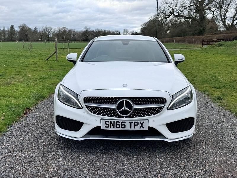 Used Mercedes C220 AMG line 170 HP (125 kW) 2016 White Coupe