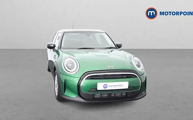 Used Mini Cooper Classic 136 HP (100 kW) 2022 Green Hatchback