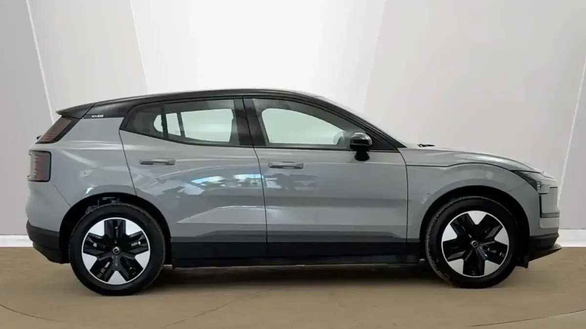 New Volvo EX30 Plus 197 kW (268 HP) 2025 SUV
