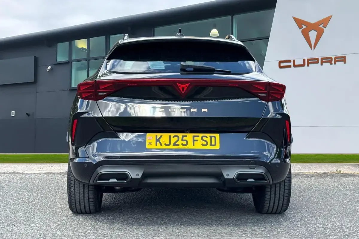 Used Cupra Formentor 150 HP (110 kW) 2025 Black SUV