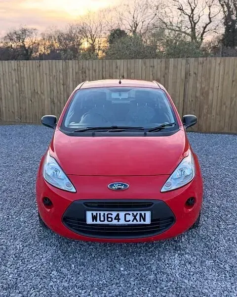 Used Ford Ka Studio 69 HP (50 kW) 2014 Red Hatchback